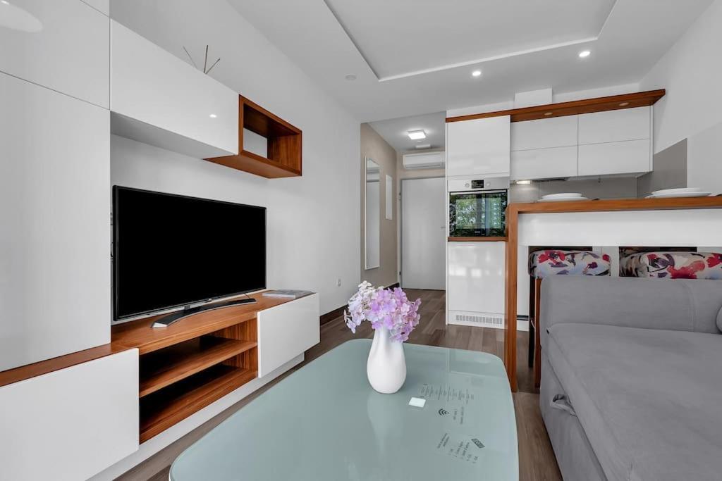 Brotis - Studioapartment - Makarska Exklusiv Promajna Ngoại thất bức ảnh